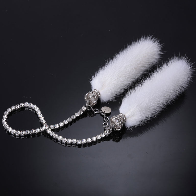 Carsine Car rearview mirror fluff pendant White